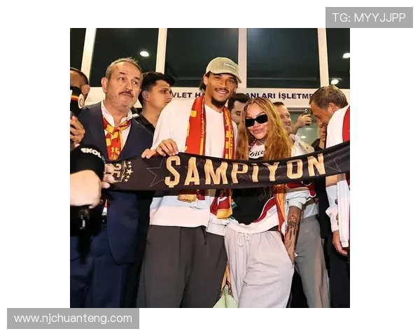 恰 20 经纪人赴伊斯坦布尔敲定转会 加拉塔萨雷 1500 万欧协议在望(3)